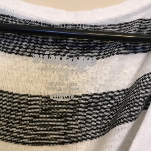 V Neck Striped Tee - Picture 2 of 3